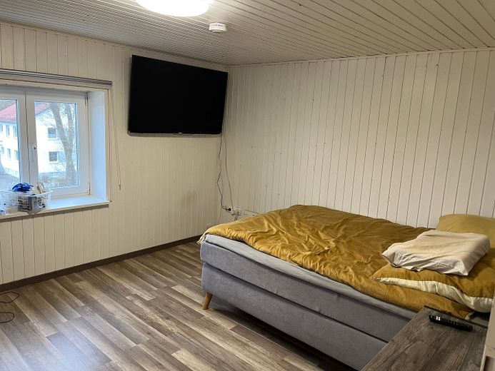 Schlafzimmer 5