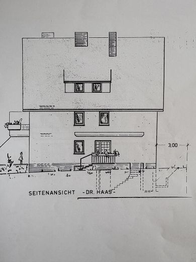 192 m²’lik geniş aile evi – modernize edilmiş, 7 oda, 3 banyo ve B enerji sınıfı – Seitenansicht