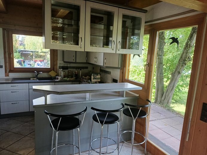Einzigartiges Holzhaus im Grünen in Randlage und doch zentral – Foto 29