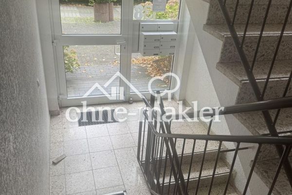 ***Gruntownie wyremontowana łazienka z oknem, balkon południowo-zachodni z dużą ilością słońca, położony wśród zieleni***