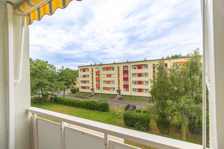 **Frisch Saniert, Einbauküche,Balkon, 5 Minuten zu Fuß am See – Foto 9