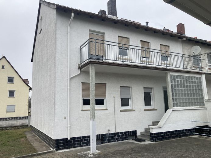 Doppelhaushälfte mit Ausbaureserve – Süd-Ost-Fassade