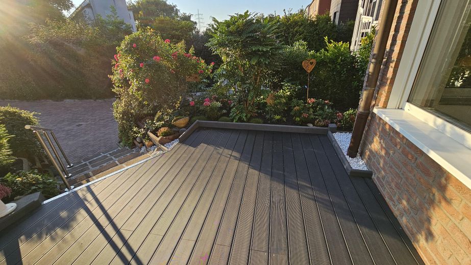 Terrasse Erdgeschoss