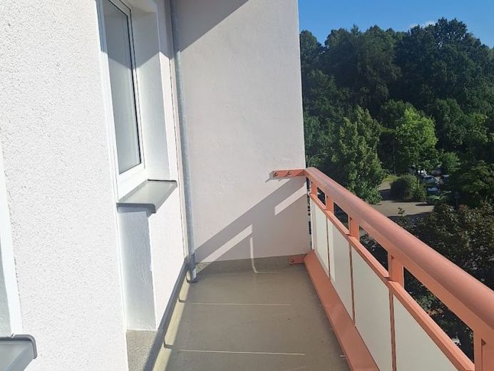 Komplett renovierte Dreiraumwohnung zum Rundum-Wohlfühlen! – Foto 1
