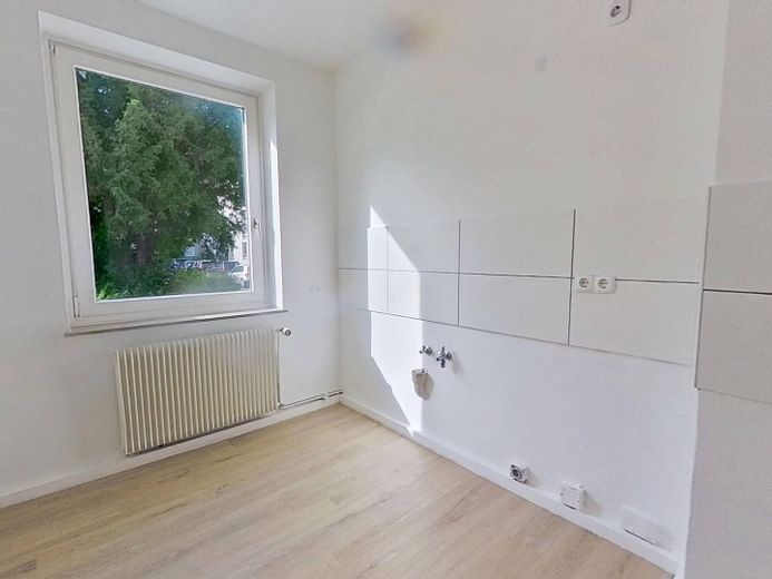 Schöne 3-Zimmer-Wohnung mit modernem Tageslichtbad – Küche