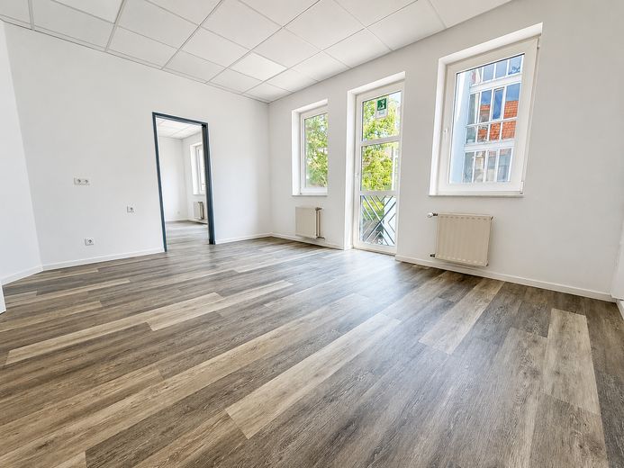 Ampia unità a Stolberg con versatile potenziale di utilizzo – Zimmer 5