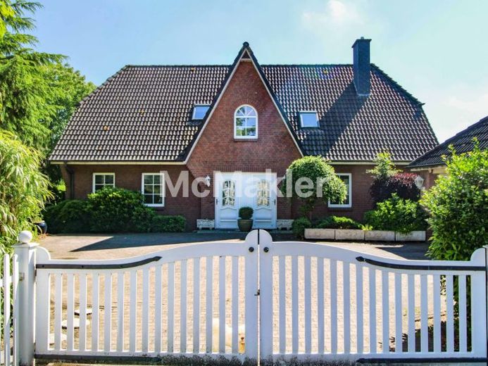 Gepflegtes Ein- oder Zweifamilienhaus in ruhiger Lage von Enge-Sande – फोटो 1