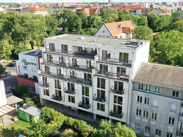 ** Modernes und vollmöbliertes 1-Zimmer-Apartment mit EINBAUKÜCHE, eigenem BALKON und gemeinschaftlicher DACHTERRASSE ** – Außenansicht