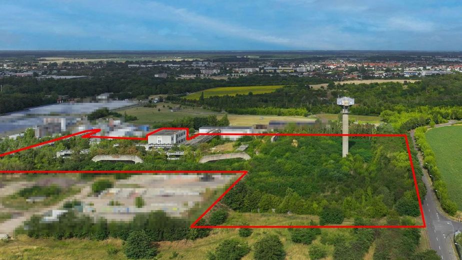 Provisionsfrei! Nähe A14 Vielseitiges Gewerbeareal auf 41.440m² mit Bunkeranlagen in Schönebeck – West Luftansicht