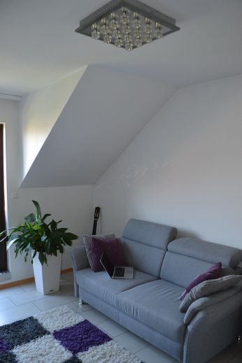 Doppelhaushälfte / Mehrgenerationenhaus / Mehrfamilienhaus / Haus – DG Wohnzimmer