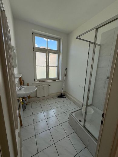 Dusche und Waschraum