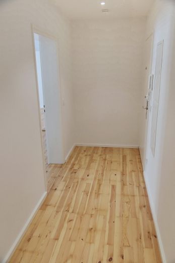 3-Zimmerwohnung in München (Lehel), 71m2, frisch saniert – Flur
