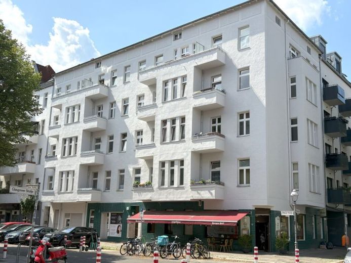 Kiez-Gaststätte zwischen Englischem Viertel und Volkspark Rehberge zu verkaufen. – Foto 1