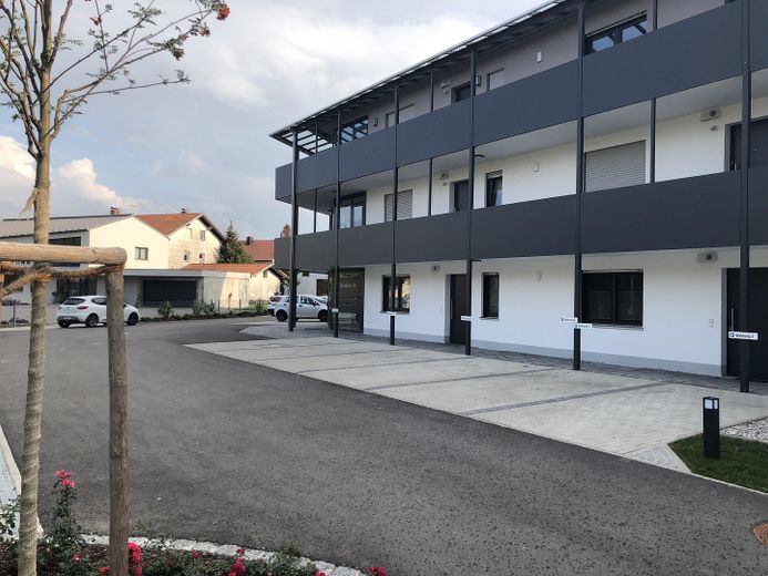 Appartement exclusif de 2 pièces au rez-de-chaussée avec grande terrasse orientée sud-ouest & jardin – écoénergétique à Buchloe – Photo 20