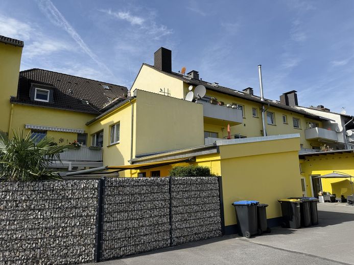 Attraktive 3-Zimmerwohnung mit besonderem Grundriss, modernisiertem Wohnkomfort und eigener Garage – Foto 1