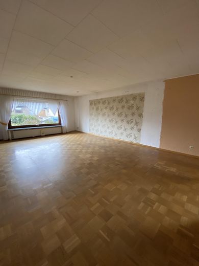 Renovierungsbedürftiges Einfamilienhaus mit großem Garten – Foto 35