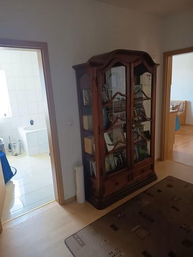 RESERVIERT  Attraktive 3-Zimmer-Eigentumswohnung 80 m² mit Balkon 7.800€ p.a. – Flur