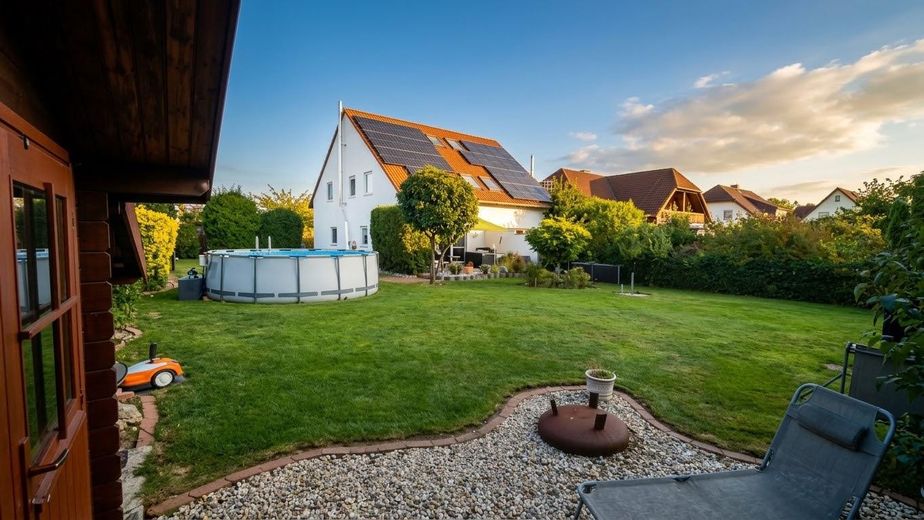Без комиссии: ухоженная двухквартирная вилла | 126 м² | участок 715 м² – Фото 1