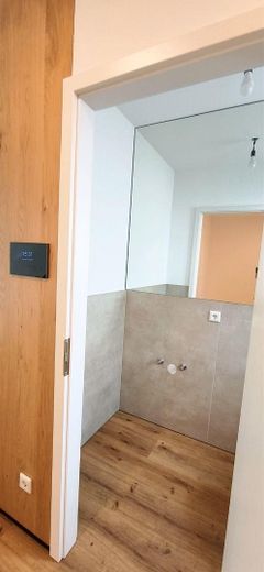 Einziehen, wohlfühlen und energieeffizient leben – Einbauküche inklusive! – WC