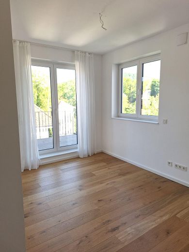 Kinder-/Arbeitszimmer