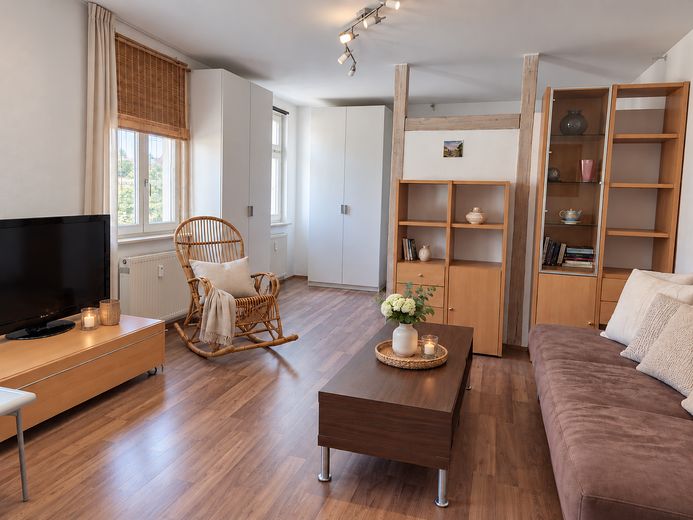 Appartamento centrale arredato nel cuore della città di Erlangen – Wohnzimmer