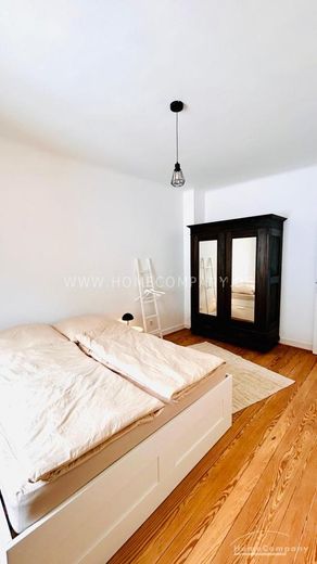 aa76d604f9ed16de49fee1c9841822d435447721.jpg