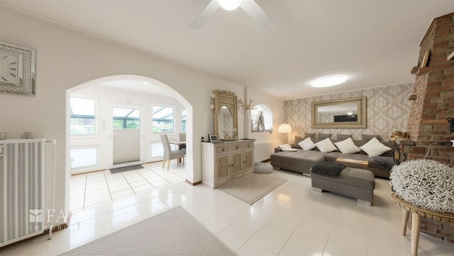 Luft, Licht und Lage - Ihr neues Zuhause – Wohnzimmer