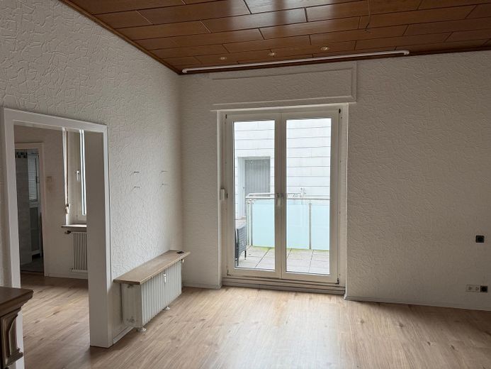Wohnen mit Kamin, Terrasse und Garten – großzügige 3,5-Zimmer-Wohnung in Solingen – Фотографія 11
