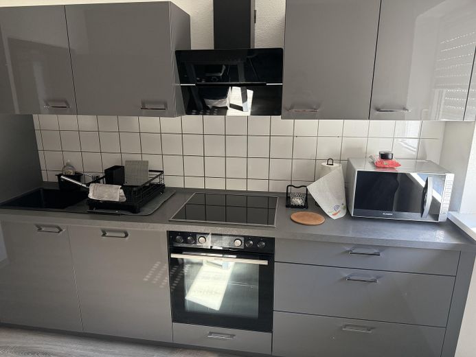 Großzügige 3-Zimmer-Erdgeschosswohnung in Eisenberg – Foto 12
