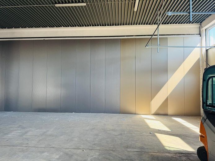Бад-Нендорф, складские помещения площадью от 300 м² до 1.200 м², от 3 €/м² – Фото 4