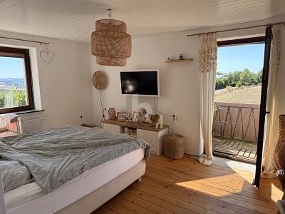 LANDHAUSFLAIR MIT WEITBLICK  &  POTENZIAL