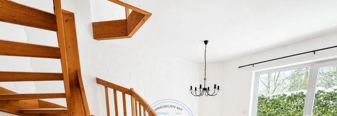 Exklusives Wohnerlebnis: Lichtdurchflutete Maisonette mit „Haus-im-Haus“-Charakter & Privatgarten
