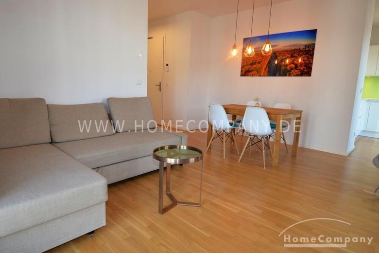 Möblierte Zwei-Zimmer-Wohnung in Kreuzberg mit Dachterrasse, Berlin – 5590812f3b15b9a18eff1c09db69d39c93db1b5b.jpg