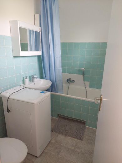 Sonnige und komplett möblierte 1-Zimmerwohnung in Berlin-Steglitz – Foto 9