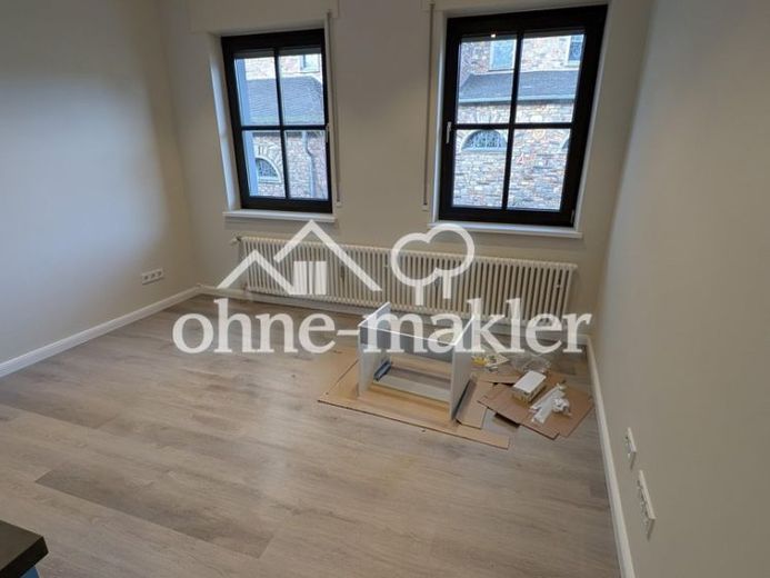 Moderne 1 Zimmer Wohnung in Rüdesheim am Rhein mit Einbauküche – Фотографія 1