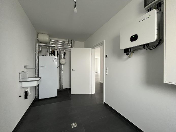 Moderne twee-onder-een-kapwoning met tuin en garage in Bad Münstereifel – HWR