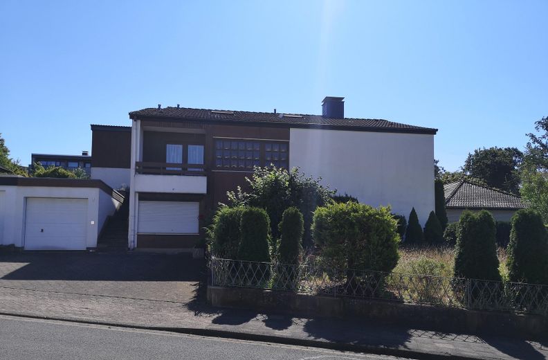 Einfamilienhaus mit Anliegerwohnung – Foto 1