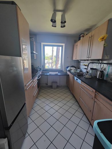 Großzügiges und helles WG-Zimmer mit sonnigem Balkon in ruhiger, zentraler Lage von Darmstadt – Foto 5