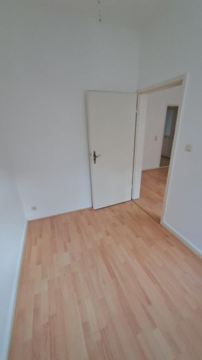 Lüneburg 2,5 Zimmer Wohnung mit eigenem Garten, zu Fuß in nur 5 Min zum Marktplatz. – Büro ohne Möbel