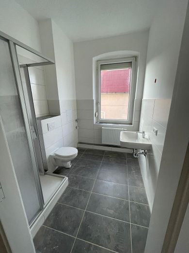 Bad vor Bauendreinigung