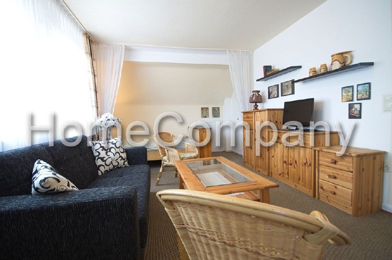 Gemütlich und komplett ausgestattete Dachgeschosswohnung in ruhiger Lage – acbfda76c9de4bea7a372f1bf355ec11987100ad.jpg