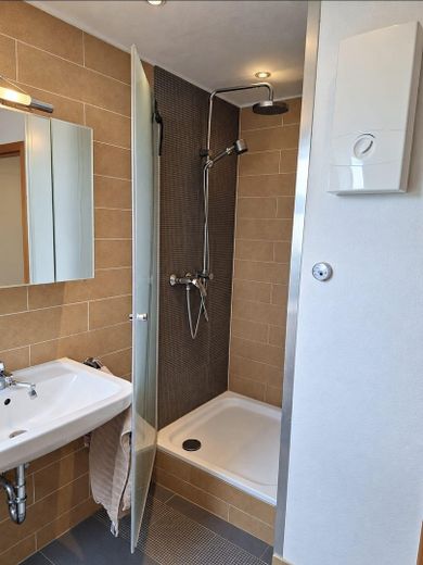Attraktive 3-Zimmerwohnung mit besonderem Grundriss, modernisiertem Wohnkomfort und eigener Garage – Foto 17