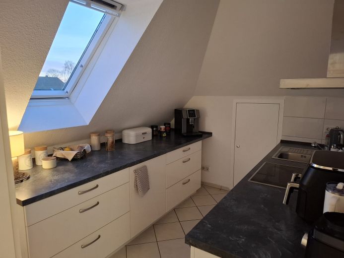 Einfamilienhaus mit Einliegerwohnung – Küche oben