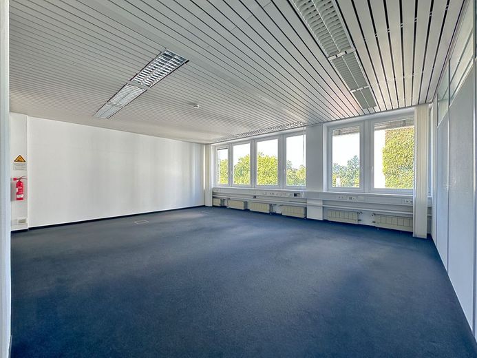 Neue Räumlichkeiten für Ihren Geschäftserfolg - Büroflächen in Vaihingen/- Möhringen – Mietfläche