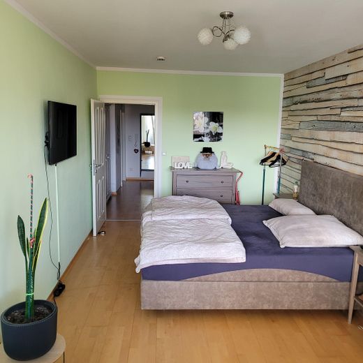 Helle freundliche Wohnung mit Ost- und Westbalkon – Foto 1