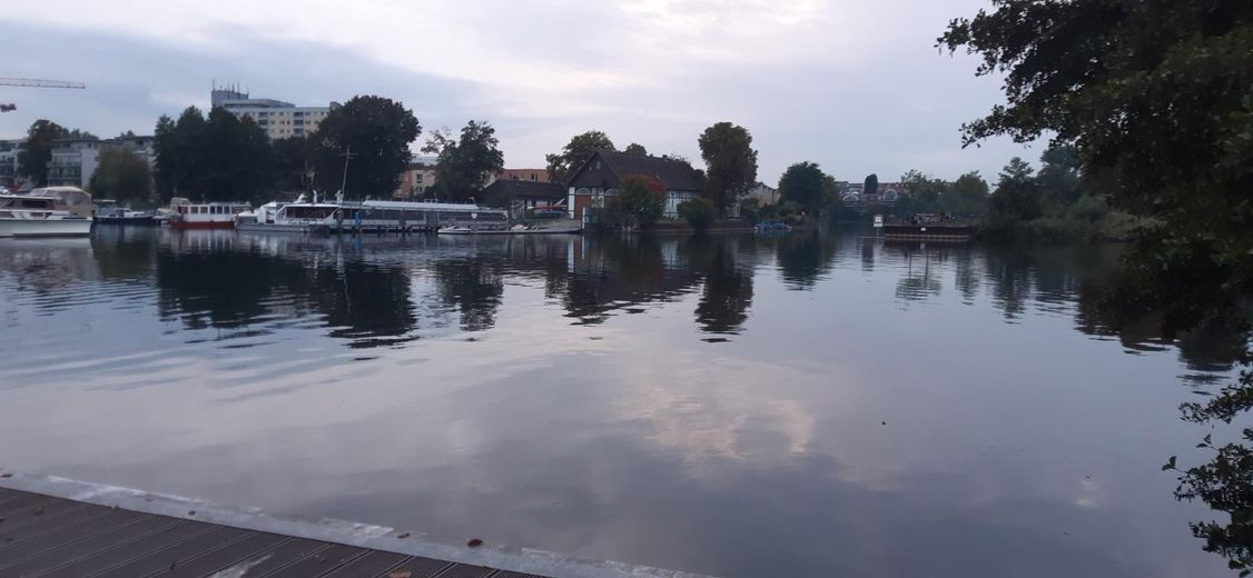 Family-friendly modern semi-detached house in a quiet development on the Havel – Lage am Spandauer See