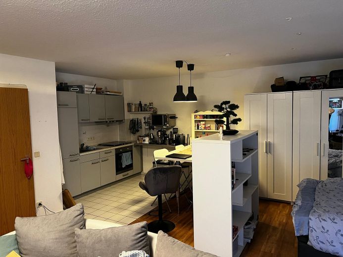 großes Zimmer