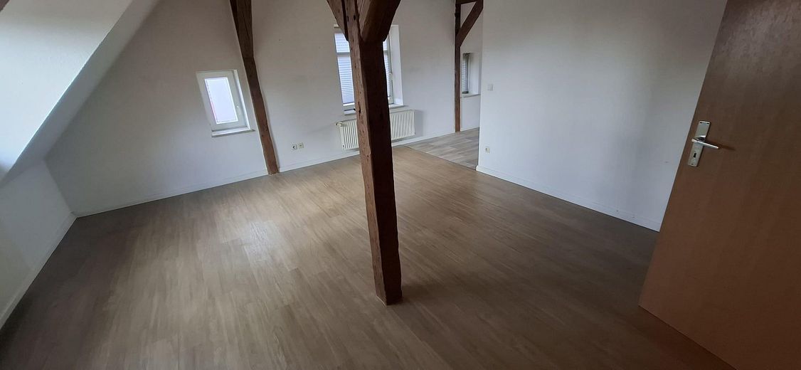Helle und charmante 2-Zimmer-Wohnung in Perdöhl – Wohnzimmeransicht