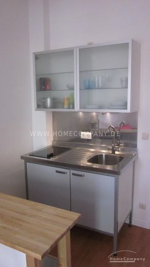 شقة مريحة من 1,5 غرفة في قلب كيل، مفروشة – ece7fbe9551c621081dd2c27ab2eb771a500a865.jpg