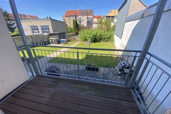 Pegau* świetne mieszkanie 1-pokojowe *balkon*otwarta kuchnia* kuchnia w zabudowie*łazienka z naturalnym światłem* balkon od strony podwórza